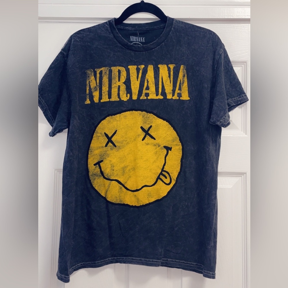 NWT Men’s Nirvana T-shirt